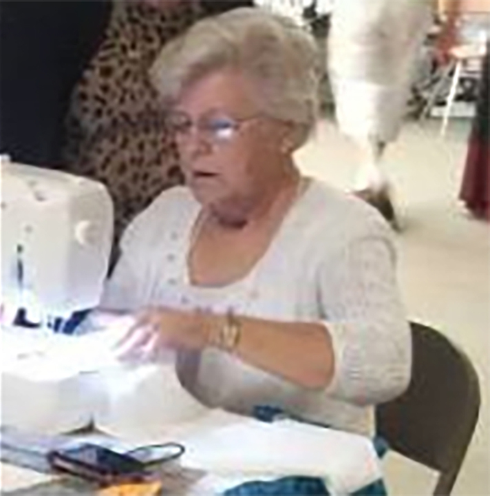 Sandy's Sewing Center Logo